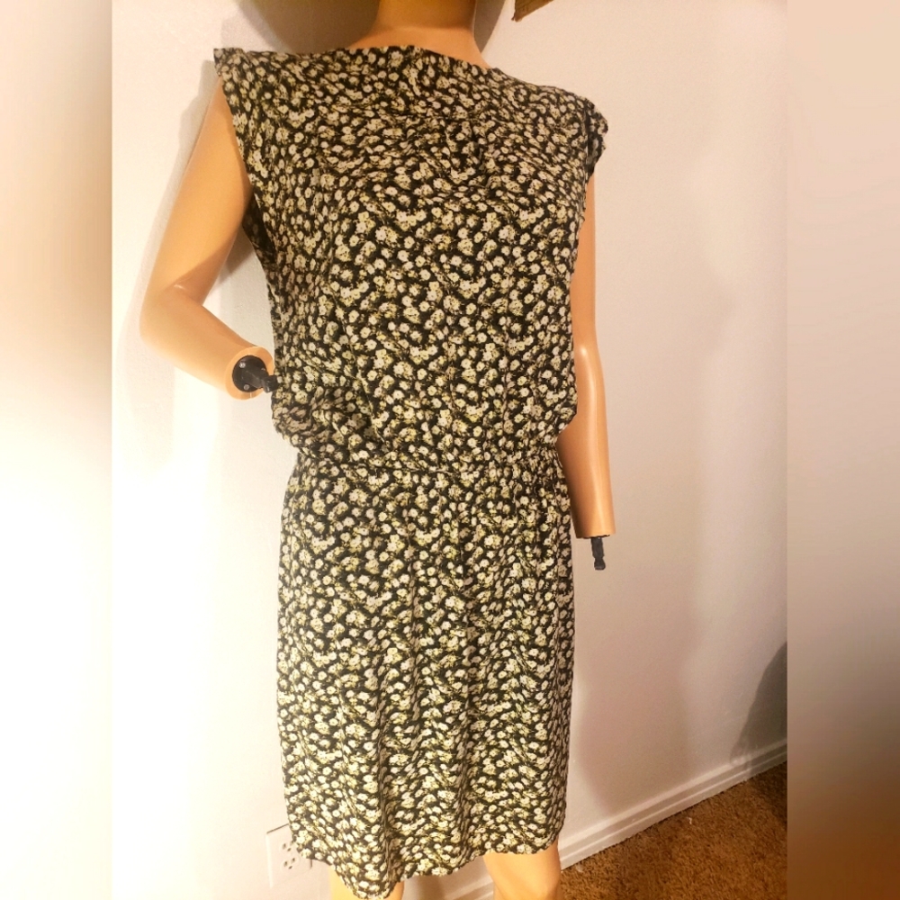 HM Floral Mini Ruffle Sleeve Dress Cream Black Yellow Cinched Waist Size 8